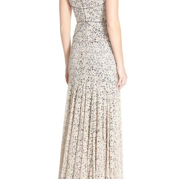 Vera Wang Lace Maxi Dress Beige Gray Piped V-Neck Formal Gown Womens 12 NWT - Picture 2 of 15